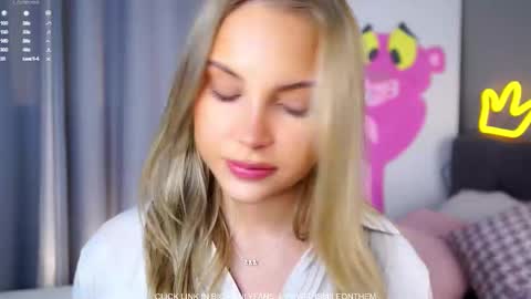 Snapshot of lipswithsmileonthem chatting on October 2025 01:13:02 AM Amelia online show from October 2025 01:13:02 AM