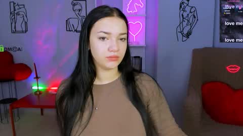 lira li online show from October 2025 12:15:02 PM