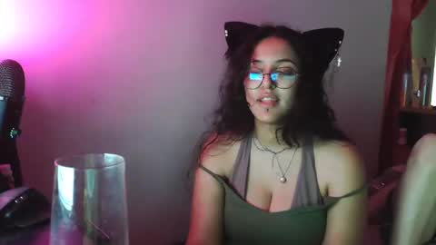 Lira online show from December 2024 06:39:01 PM