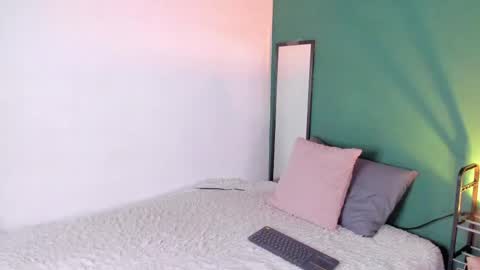 liry online show from May 2026 08:37:01 PM