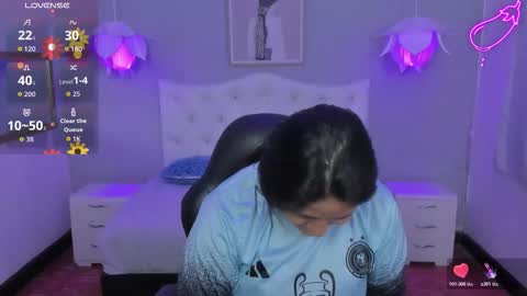 Lisa online show from November 2025 11:42:02 AM