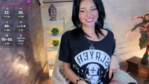 lisa dolly nyx online show from May 2026 08:58:02 PM