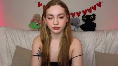 Lisa and Katerina online show from February 2025 05:52:01 AM