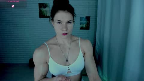 lisa online show from February 2026 01:04:01 AM