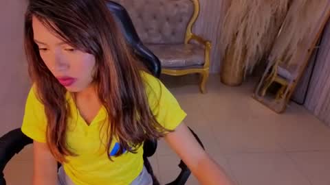 Snapshot of lisa_s1 chatting on July 2026 08:02:01 PM Liz online show from July 2026 08:02:01 PM