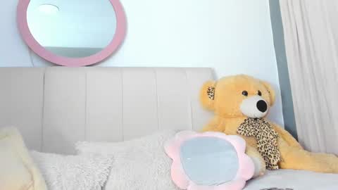 Lisa online show from February 2025 02:04:02 AM