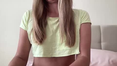 Lisa online show from October 2025 08:48:01 AM