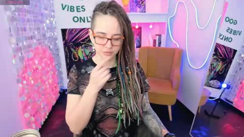 Lisa online show from April 2026 05:25:01 AM