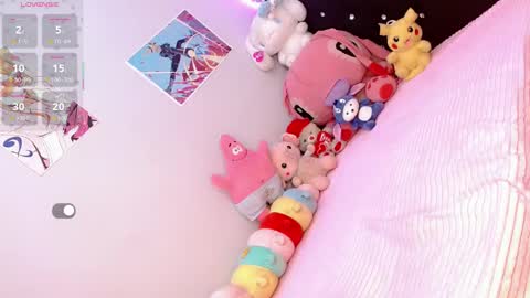 lisahadidd online show from November 2025 01:43:01 PM