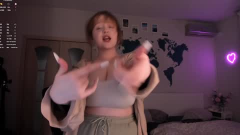 -Lisa- Help me to reach 100 thumbs up3 online show from December 2024 03:22:02 PM