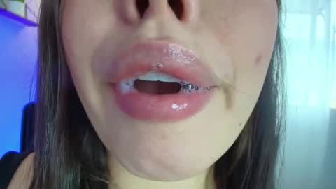 Lisbet online show from March 2025 07:21:02 PM