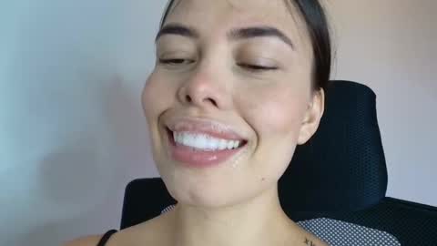 Lisbet online show from September 2025 09:48:02 PM