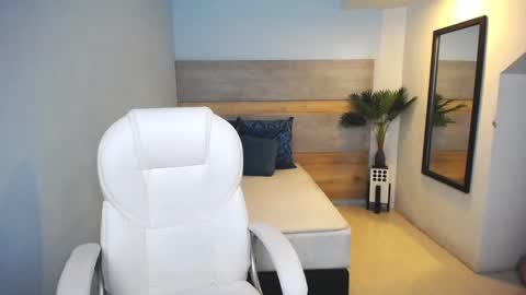 Liseth Fox online show from December 2024 07:34:02 PM