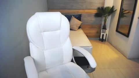 Liseth Fox online show from December 2024 08:05:02 PM