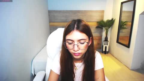 Liseth Fox online show from February 2025 08:58:02 PM