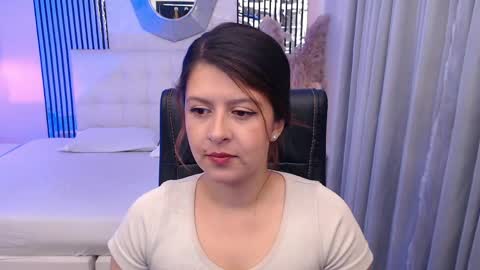 Andrea online show from April 2026 03:29:01 AM