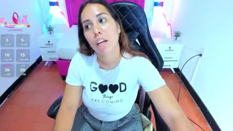 L I S S A  online show from October 2025 01:06:01 AM