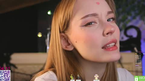 Snapshot of lissa_meooow chatting on November 2025 05:39:01 AM your Liza again. Next stream Dec. 1 at 2 or 3 GMT online show from November 2025 05:39:01 AM