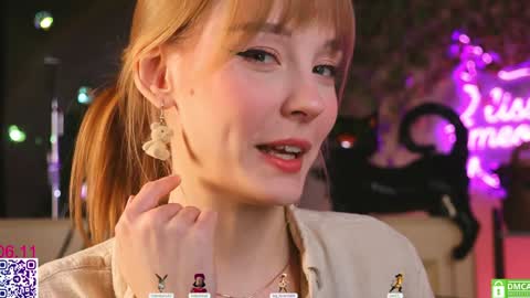 Snapshot of lissa_meooow chatting on November 2025 06:14:02 AM your Liza again. Next stream Dec. 1 at 2 or 3 GMT online show from November 2025 06:14:02 AM