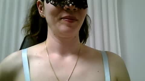 Lissa online show from March 2026 09:08:01 PM