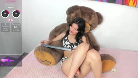 lissa_petitee online show from November 2025 08:54:02 PM