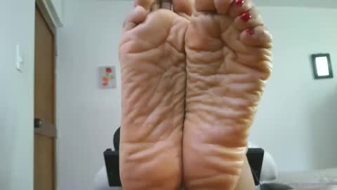 Snapshot of lissafeethot chatting on November 2025 02:10:01 PM Lissafeethot online show from November 2025 02:10:01 PM