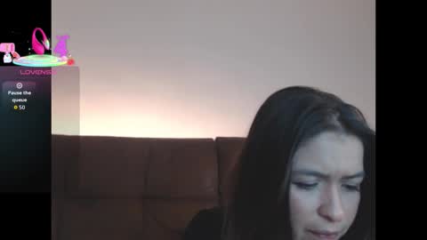 Danni online show from November 2025 01:28:02 AM