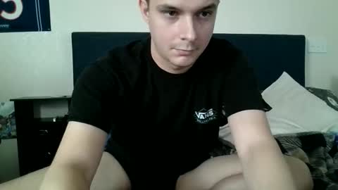 Snapshot of litlleguy28 chatting on March 2026 11:31:02 PM Littleguy28 online show from March 2026 11:31:02 PM