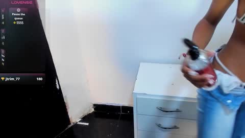 Ashley online show from December 2024 07:07:02 PM