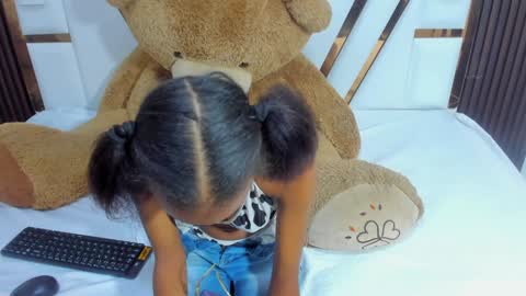 Ashley online show from December 2024 06:40:01 PM