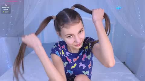    online show from April 2026 09:57:01 AM