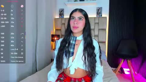 Sophie ---- connected from 1400 to 2100 Colombia time online show from January 2026 07:23:01 PM