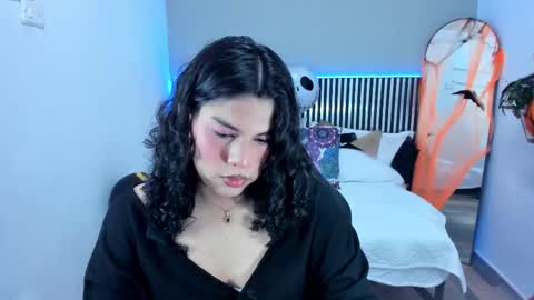 Snapshot of little_alli chatting on October 2025 09:15:02 PM L I T T L E A L L I online show from October 2025 09:15:02 PM