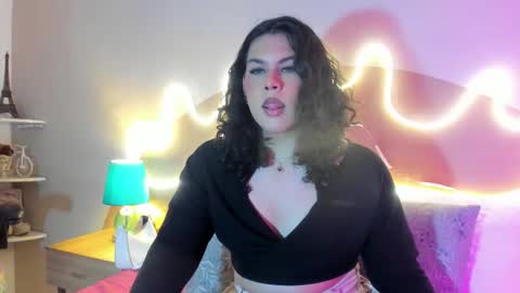 Snapshot of little_alli chatting on November 2025 01:06:02 AM L I T T L E A L L I online show from November 2025 01:06:02 AM