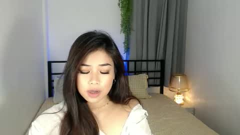 JELYAN online show from March 2026 08:04:01 PM