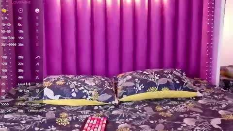 kayla  Instagram kayla 71082 online show from September 2025 02:55:02 AM