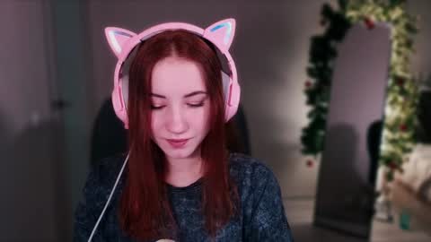 Snapshot of little_pretty_woman chatting on December 2024 03:46:01 PM little_pretty_woman online show from December 2024 03:46:01 PM