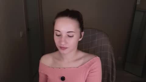 Snapshot of little_pretty_woman chatting on October 2025 03:09:01 PM little_pretty_woman online show from October 2025 03:09:01 PM