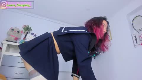 Snapshot of little_tatis chatting on January 2025 08:26:02 AM Im Laura. buy my contentcompra mi contenido offline  online show from January 2025 08:26:02 AM