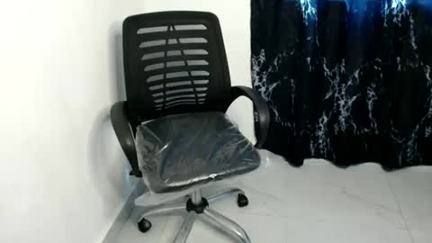 Snapshot of little_tease_banny chatting on March 2026 08:42:02 AM banny online show from March 2026 08:42:02 AM