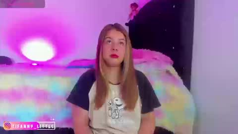 Snapshot of little_tifanny82 chatting on September 2025 01:00:02 PM Tifanny online show from September 2025 01:00:02 PM