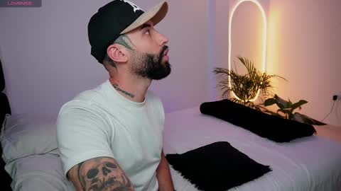 Snapshot of little_vannesaa chatting on February 2025 08:47:02 PM little_vannesaa online show from February 2025 08:47:02 PM