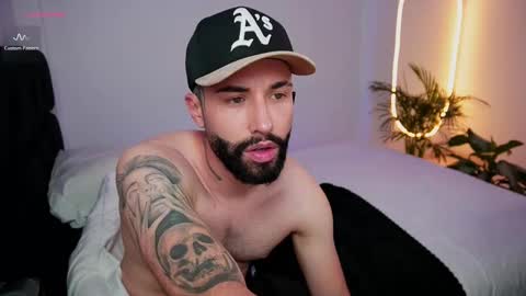 Snapshot of little_vannesaa chatting on February 2025 11:52:02 PM little_vannesaa online show from February 2025 11:52:02 PM