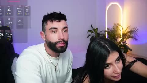 Snapshot of little_vannesaa chatting on September 2025 10:43:01 PM little_vannesaa online show from September 2025 10:43:01 PM