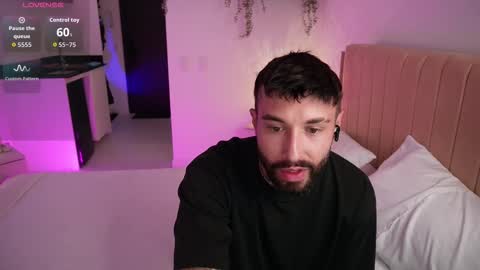 Snapshot of little_vannesaa chatting on March 2026 09:19:02 PM little_vannesaa online show from March 2026 09:19:02 PM