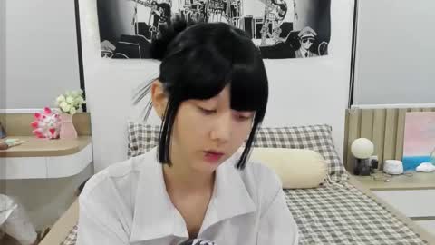 Yena and Gabby online show from February 2026 07:58:02 PM