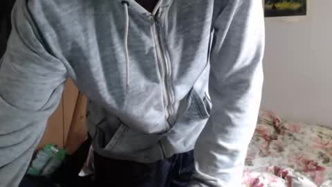 Snapshot of littlealien7 chatting on January 2025 01:10:01 AM littlealien7 online show from January 2025 01:10:01 AM