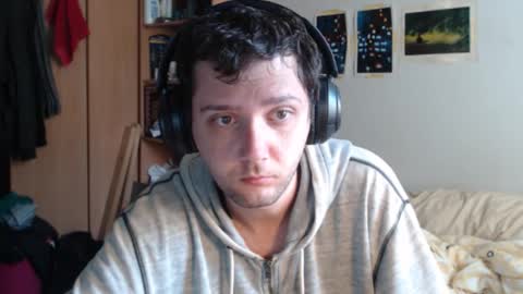 Snapshot of littlealien7 chatting on October 2025 06:39:02 PM littlealien7 online show from October 2025 06:39:02 PM