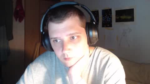 Snapshot of littlealien7 chatting on November 2025 11:29:01 PM littlealien7 online show from November 2025 11:29:01 PM