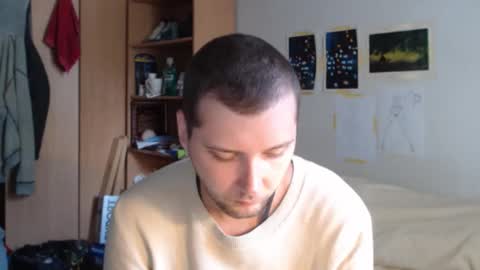 Snapshot of littlealien7 chatting on November 2025 12:43:02 AM littlealien7 online show from November 2025 12:43:02 AM